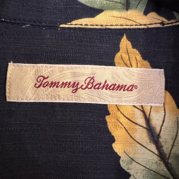 Tommy Bahama Mens Large Black Gold Leaf Silk Button Up Hawaiian Shirt Resortwear - Picture 6 of 6